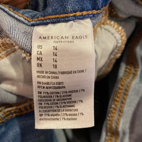 American Eagle Jean Shorts - Picture 4 of 4